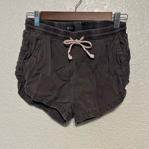 Small Grey Drawstring Billabong Shorts with Pockets